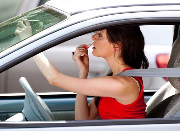 Les femmes sont plus agressives que les hommes au volant selon une étude