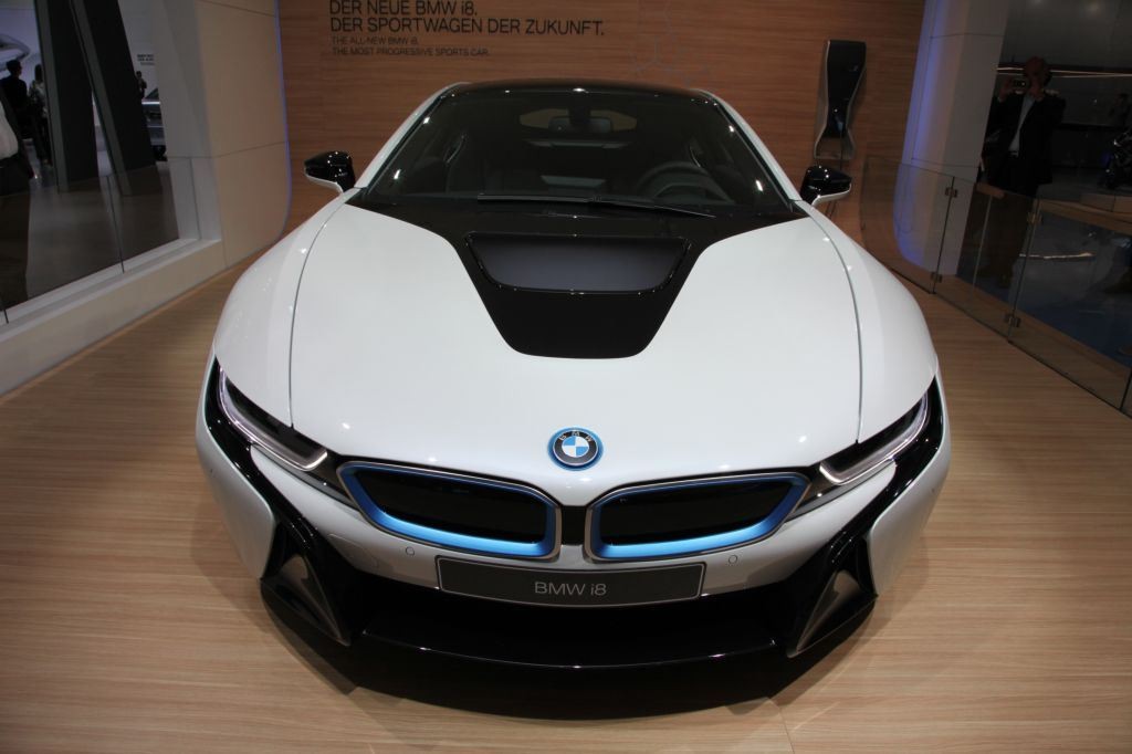 i8 : BMW double la production pour répondre à la demande 7