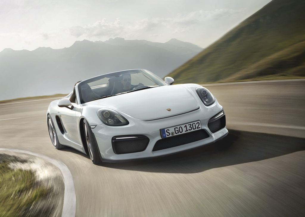 Porsche dévoile une nouvelle déclinaison Boxster Spyder 2