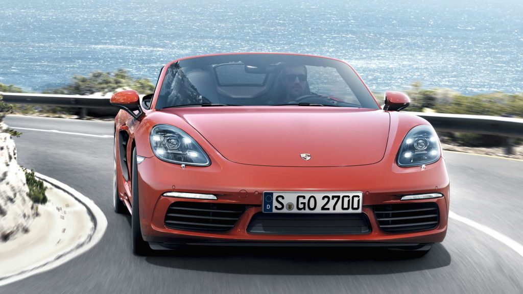 La Porsche Boxster adopte un bloc 4-cylindres et devient la 718 Boxster au passage 3