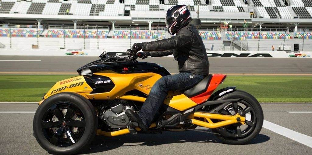 Bombardier s’inspire du NASCAR pour proposer le Can-AM Spyder F3 Turbo Concept 2