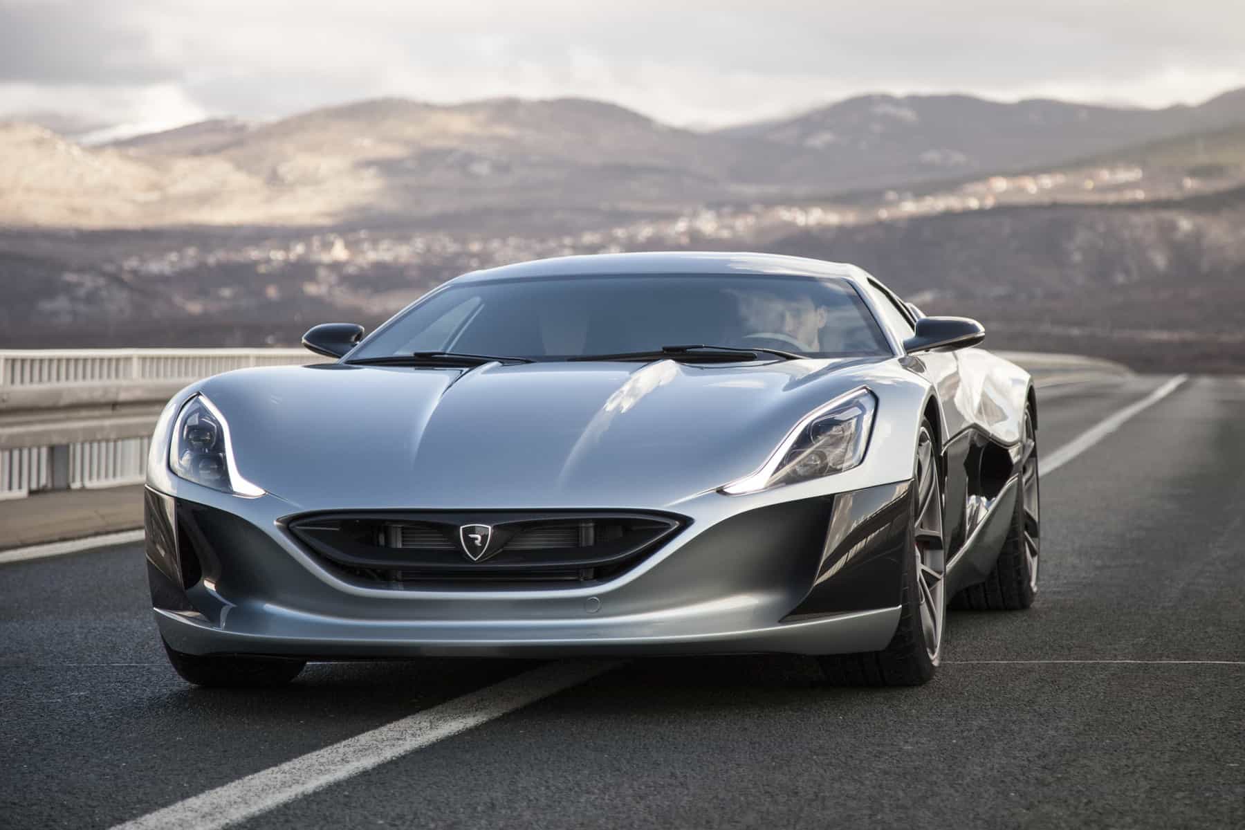 Grâce à ses 1088 ch, la Rimac Concept One passe de 0 à 100 km/h en 2,6 secondes