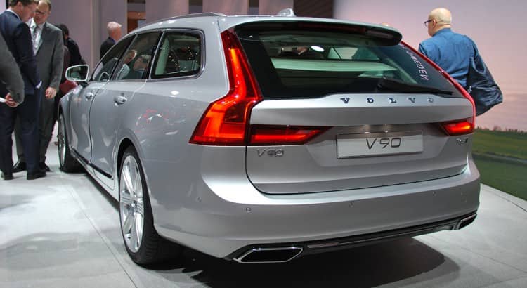 Avec le V90, Volvo met une fois de plus un break sous les projecteurs 2