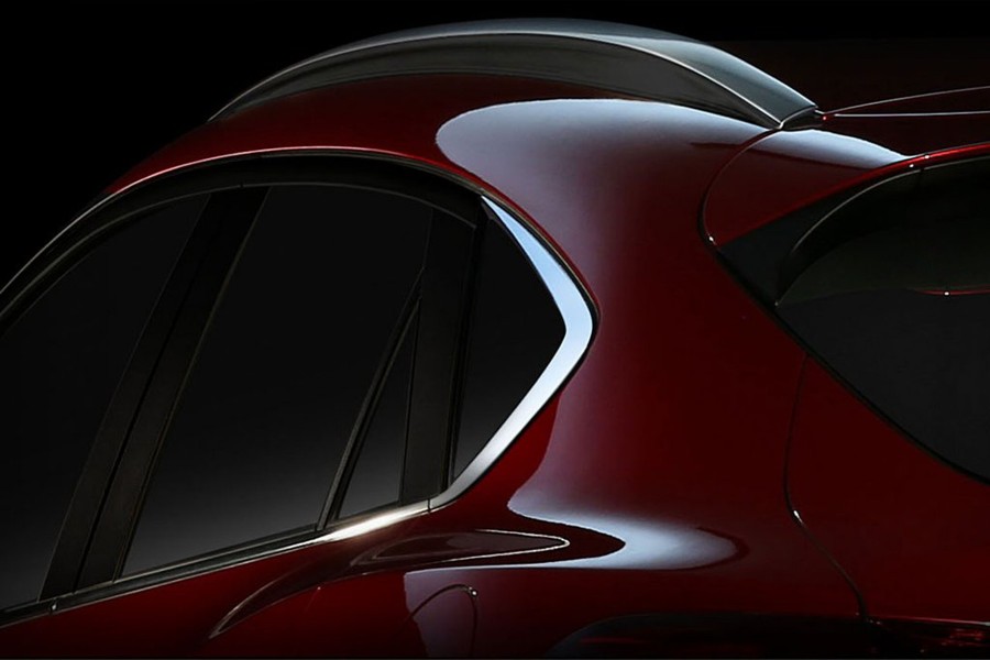 Mazda révèle une première image de son SUV CX-4